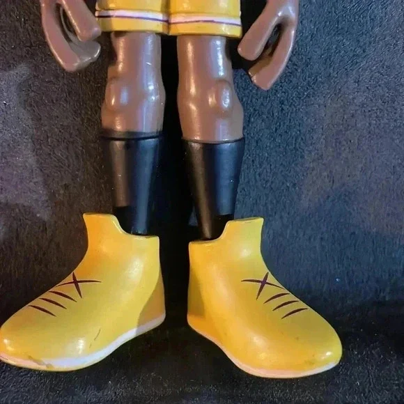 Funko 2021 LeBron James lakers action figure - Picture 2 of 7